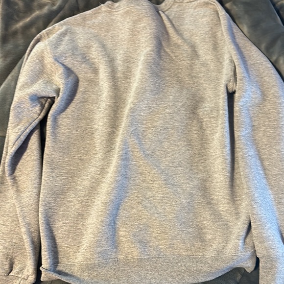 UVM Grey Crew Neck - Picture 3 of 4